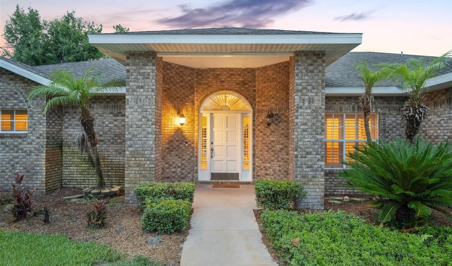 1303 ACRES Dr, Apopka, FL 32703 - 4 Beds, 3 Bath