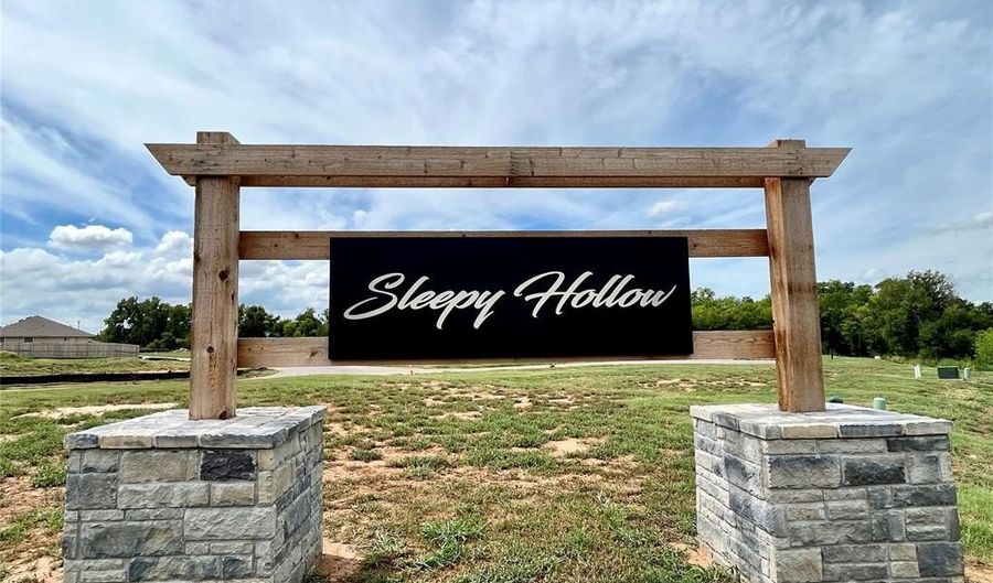 912 Hazy Brook Cir, Chickasha, OK 73018 - 3 Beds, 2 Bath