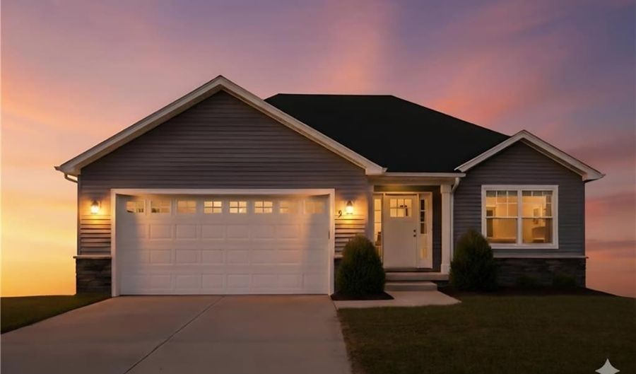 300 E Maple St, Archie, MO 64725 - 4 Beds, 3 Bath