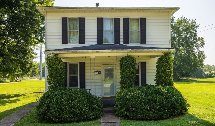 1696 Morton Ave, Albany, OH 45710 - 2 Beds, 1 Bath