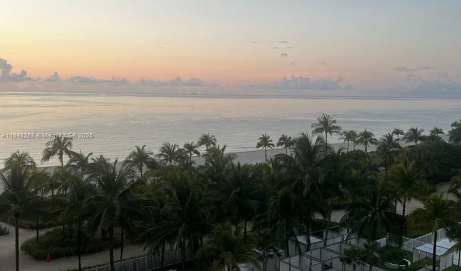 10275 COLLINS Ave 611, Bal Harbour, FL 33154 - 1 Beds, 2 Bath