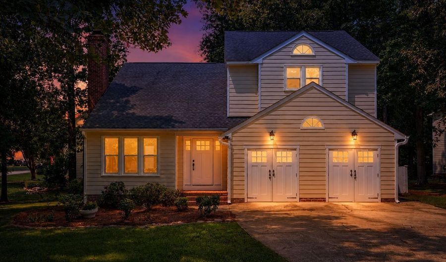 1001 Lantern Light Ct, Apex, NC 27502 - 3 Beds, 3 Bath