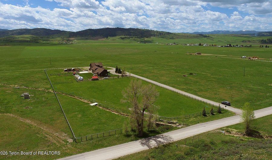 87 DEW DROP Ln, Bedford, WY 83112 - 5 Beds, 3 Bath
