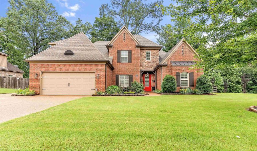 4467 BISHOPS Vly, Bartlett, TN 38135 - 5 Beds, 3 Bath