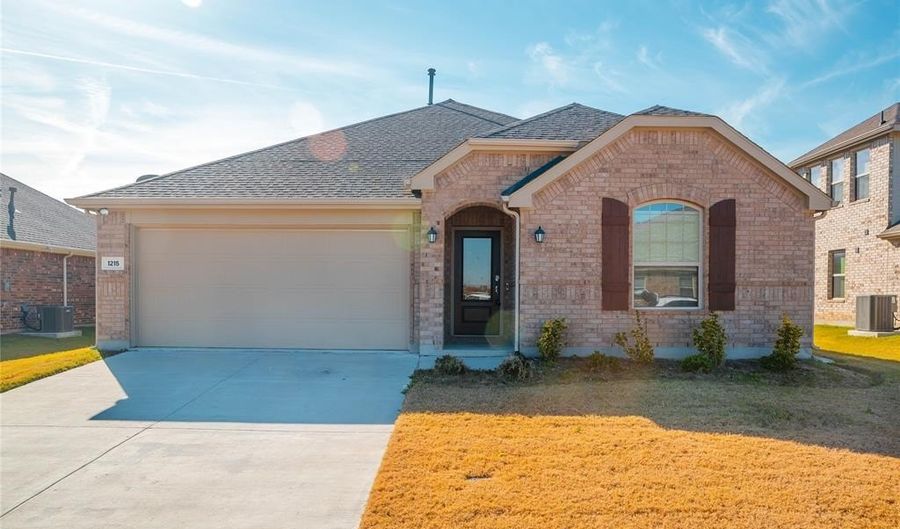 1215 Chapel Hill Dr, Anna, TX 75409 - 4 Beds, 2 Bath