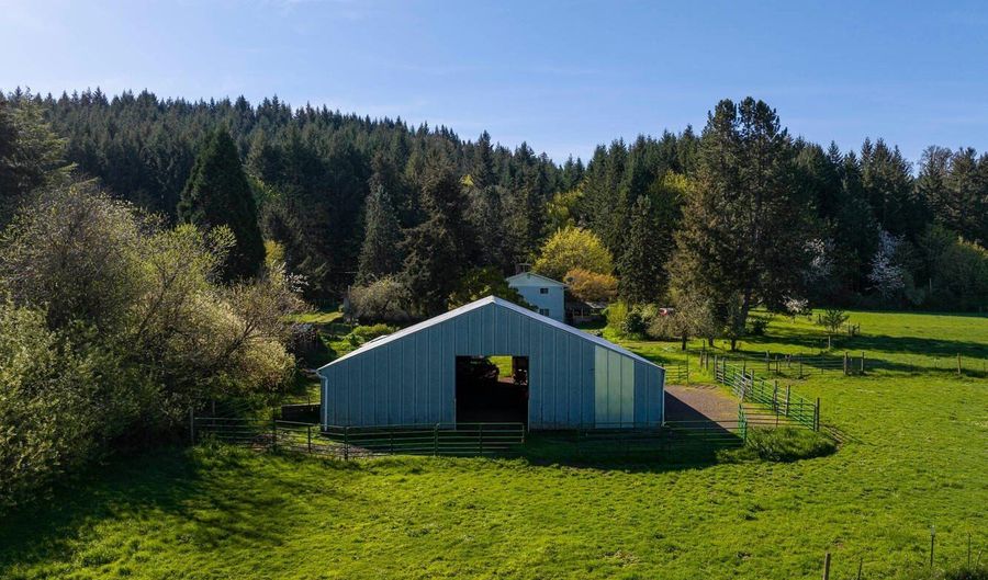 5491 SE TELEGRAPH Rd, Amity, OR 97101 - 4 Beds, 3 Bath