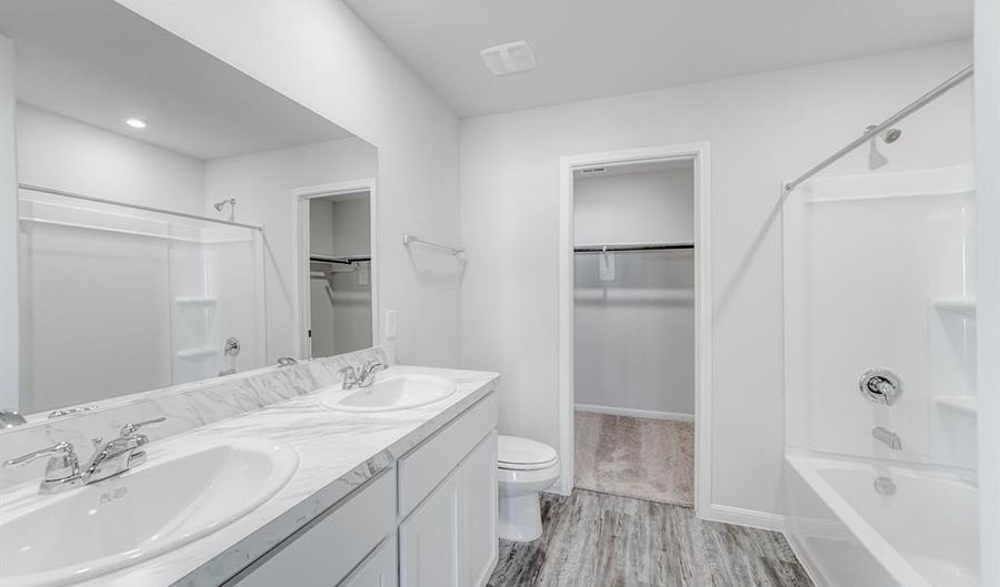 3525 Silver Springs Ct, Abilene, TX 79602 - 5 Beds, 4 Bath