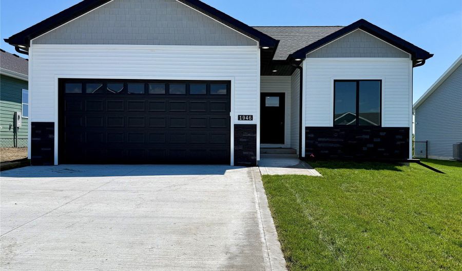1946 Tuscany Dr SE, Altoona, IA 50009 - 3 Beds, 3 Bath