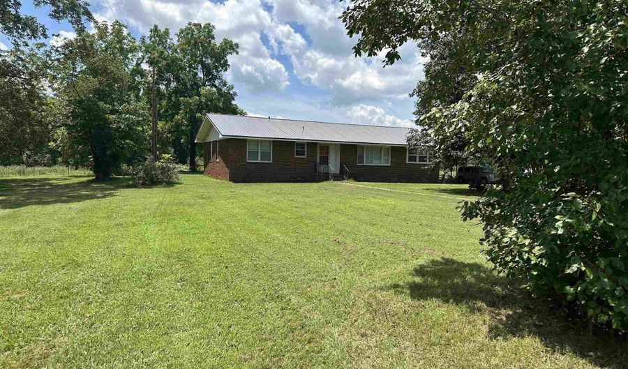 15648 Ham Rd, Athens, AL 35611 - 3 Beds, 1 Bath