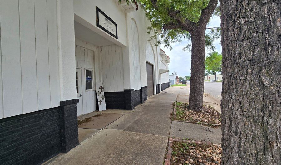 700 Highland St, Ashland, KS 67831 - 0 Beds, 0 Bath