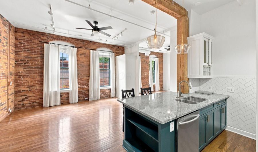 55 W Livingston Ave 203, Columbus, OH 43215 - 1 Beds, 1 Bath