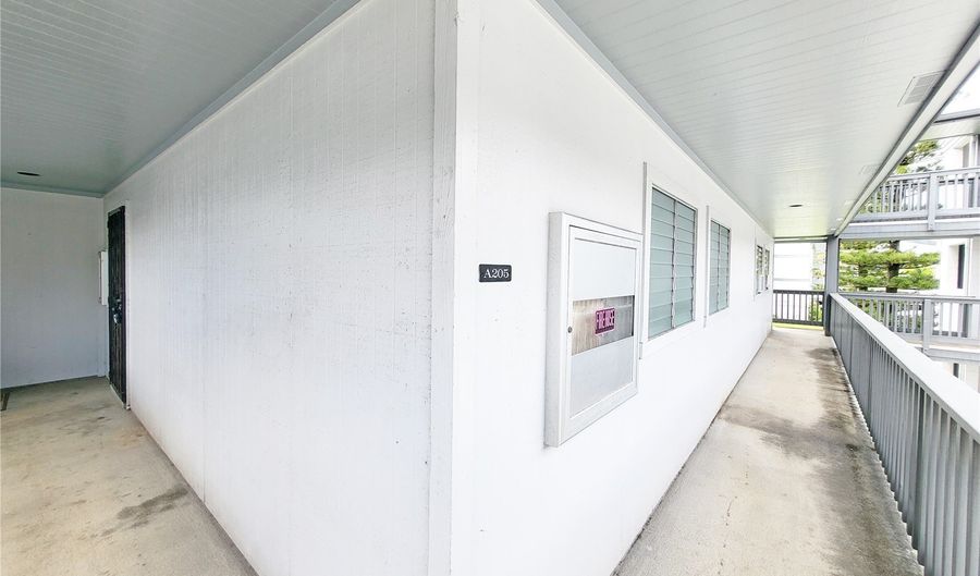 46-261 Kahuhipa St A205, Kaneohe, HI 96744 - 2 Beds, 1 Bath
