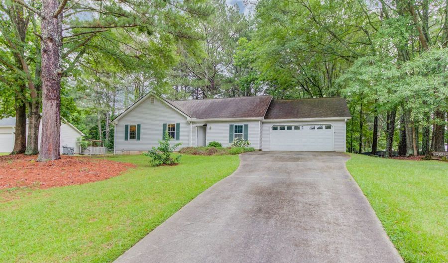 2088 Blackberry, Auburn, GA 30011 - 3 Beds, 2 Bath