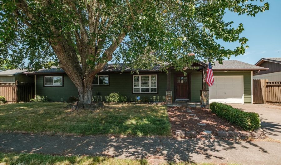 409 28th Ave SE, Albany, OR 97322 - 3 Beds, 2 Bath