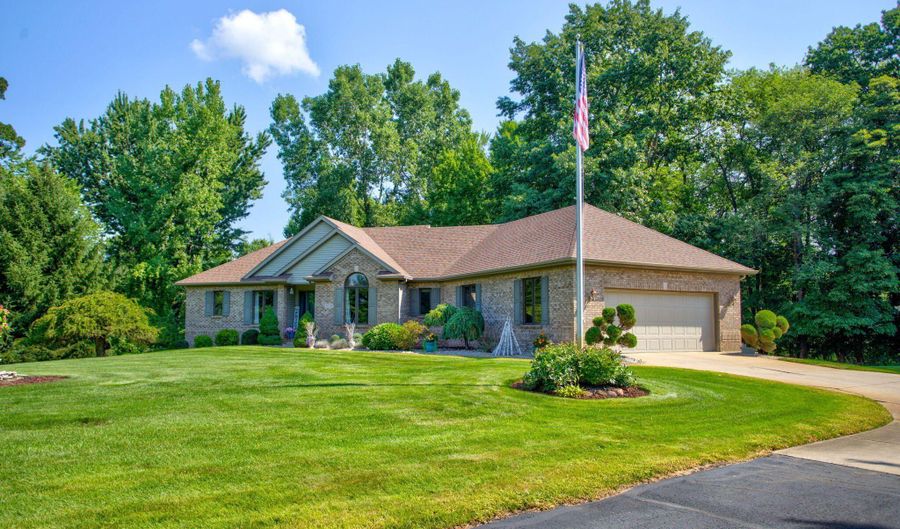 9774 68th Ave, Allendale, MI 49401 - 5 Beds, 3 Bath