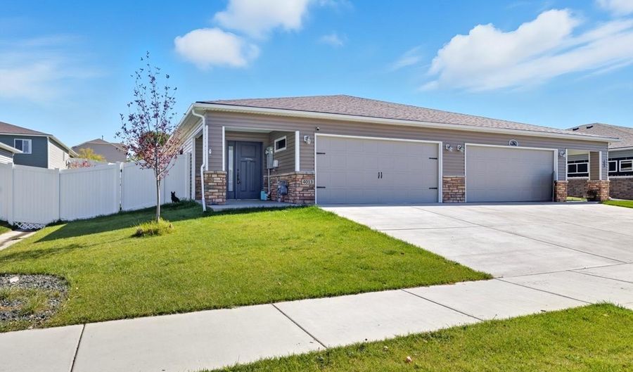 4013 BRADNEY Ave, Cheyenne, WY 82001 - 2 Beds, 2 Bath