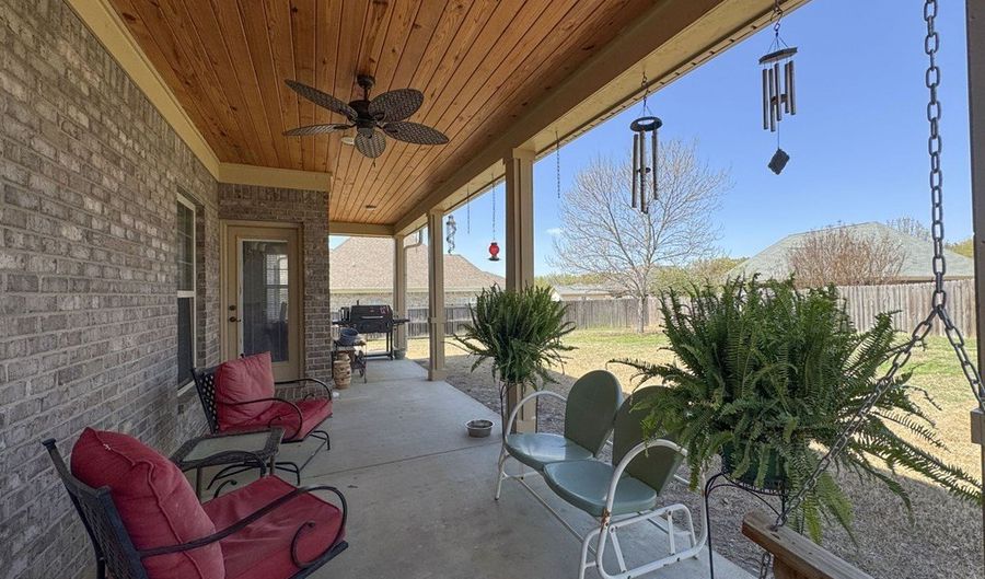 106 Cambridge Cv, Batesville, MS 38606 - 4 Beds, 3 Bath
