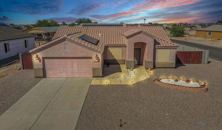 10852 W COVE Dr, Arizona City, AZ 85123 - 3 Beds, 2 Bath