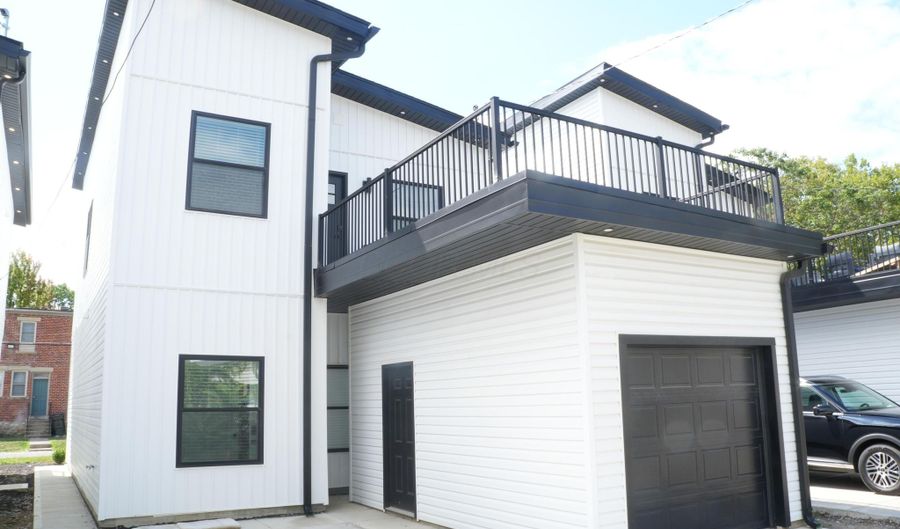 932 Wagner St, Columbus, OH 43206 - 3 Beds, 3 Bath