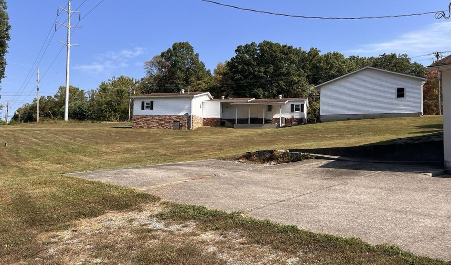 500 Judah Logan Rd, Bedford, IN 47421 - 3 Beds, 2 Bath