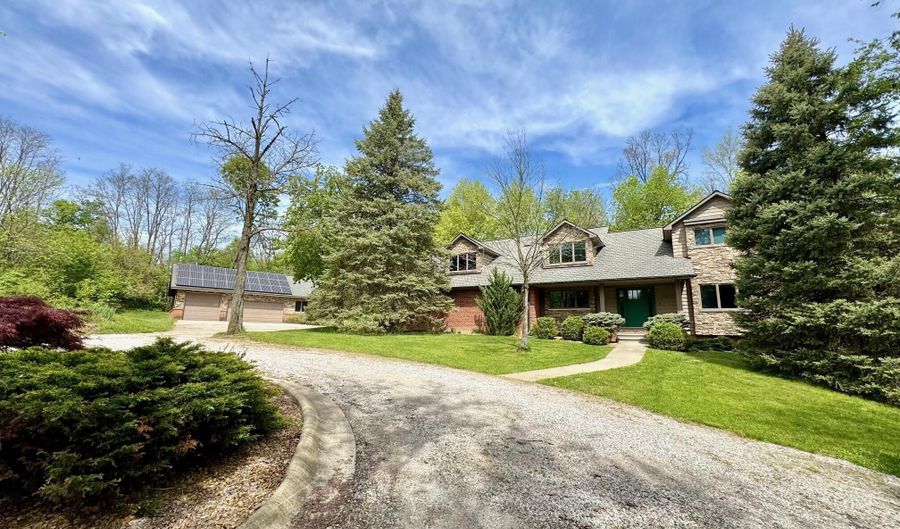 5557 N Territorial Rd, Ann Arbor, MI 48105 - 4 Beds, 4 Bath