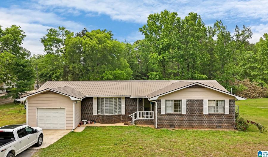 2819 MUD CREEK Rd, Adger, AL 35006 - 3 Beds, 2 Bath