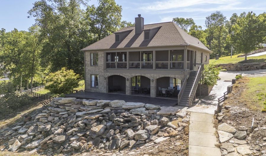 202 RIVERBEND Ln, Bath Springs, TN 38311 - 4 Beds, 3 Bath