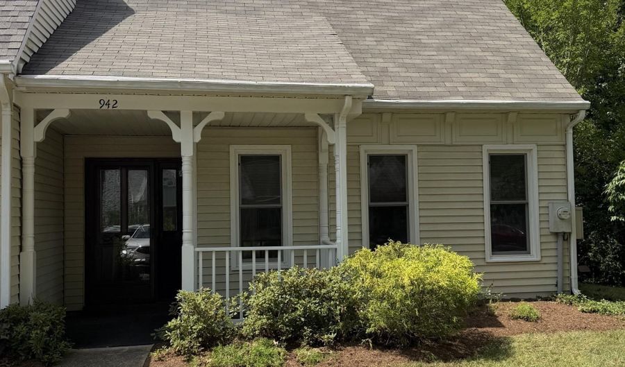 942 SHIPS BELL Ct, Annapolis, MD 21401 - 2 Beds, 2 Bath