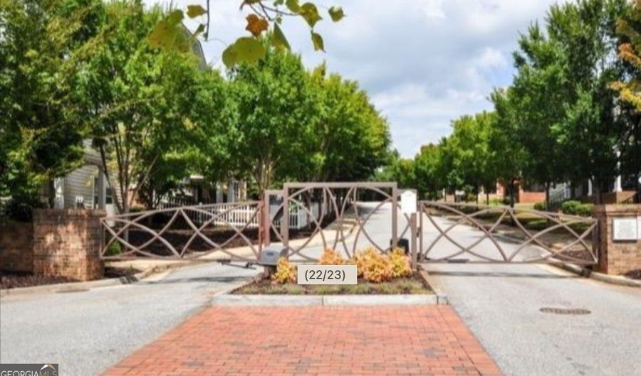 1035 Barnett Shls APT 621, Athens, GA 30605 - 2 Beds, 3 Bath
