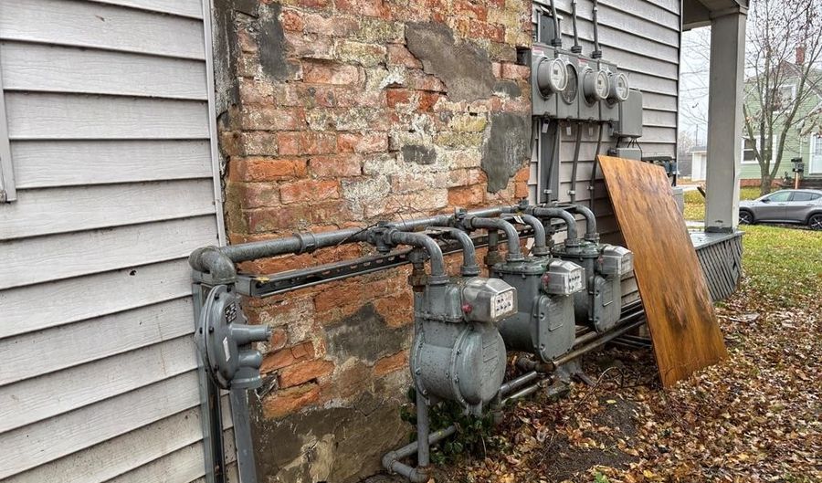 416-418 Carroll St, Ashland, OH 44805 - 0 Beds, 0 Bath