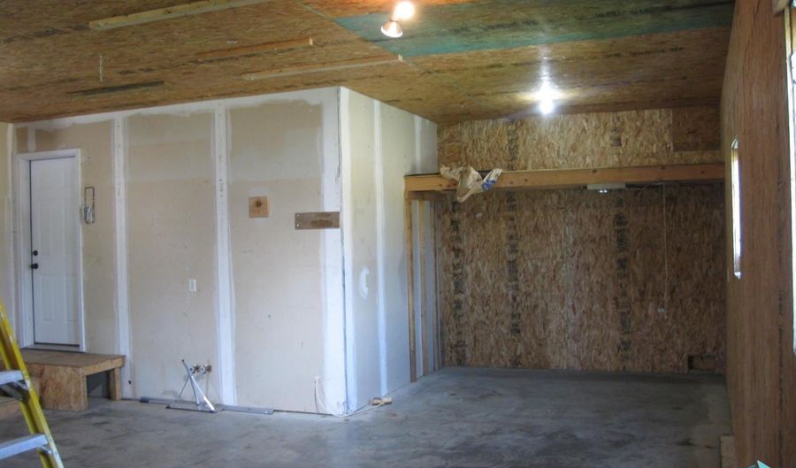 525 Valley View Ave, Baltic, SD 57003 - 4 Beds, 3 Bath