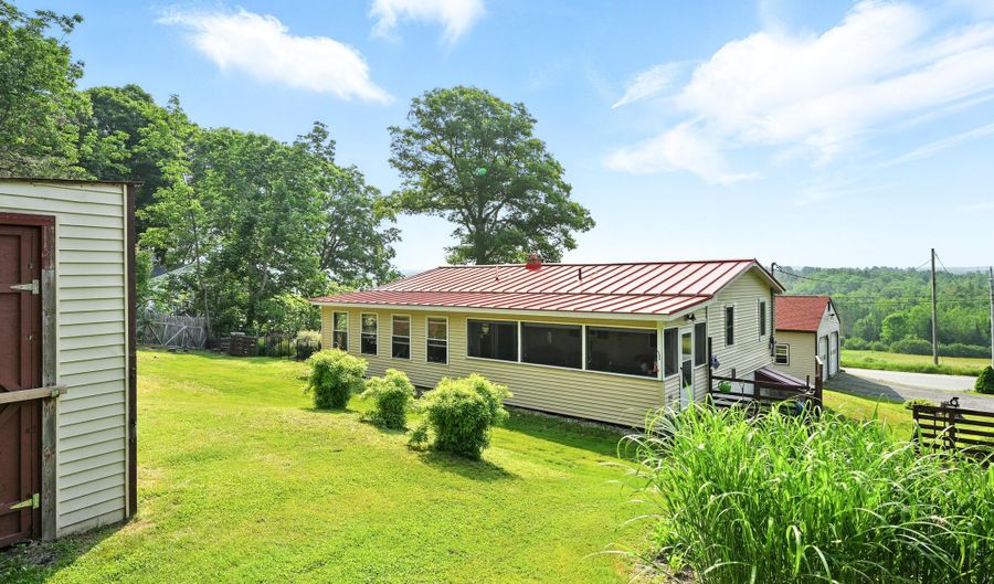 821 China Rd, Albion, ME 04910 - 2 Beds, 1 Bath