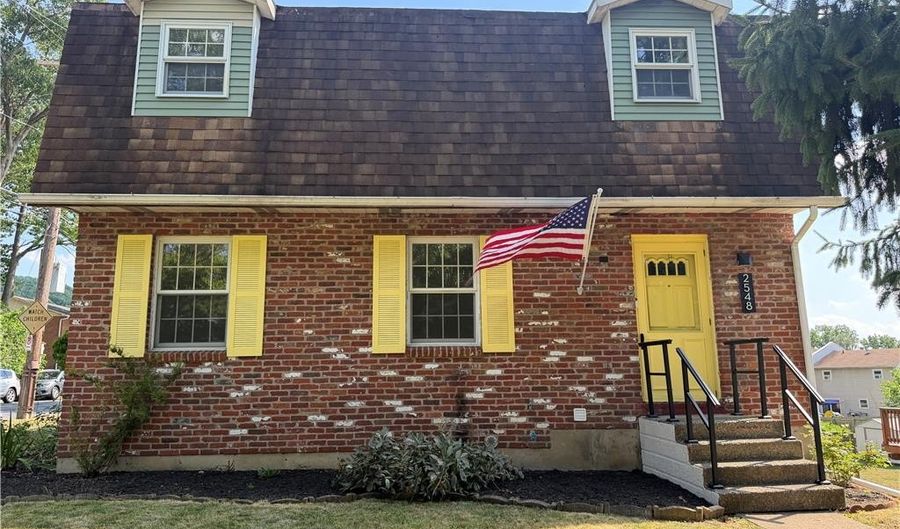 2548 28th St SW, Allentown, PA 18103 - 3 Beds, 2 Bath