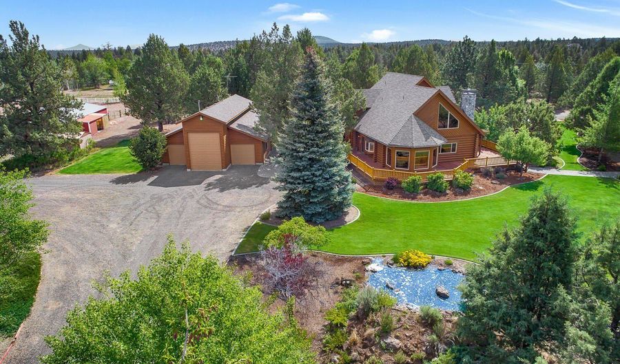 18070 Cascade Estates Dr, Bend, OR 97703 - 3 Beds, 2 Bath