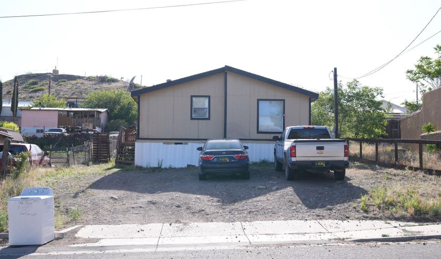 205 Main St, Bayard, NM 88023 - 3 Beds, 2 Bath