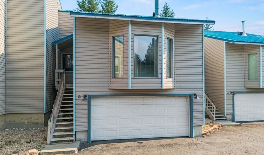 508 Lake Cascade Pkwy 3, Cascade, ID 83611 - 4 Beds, 4 Bath
