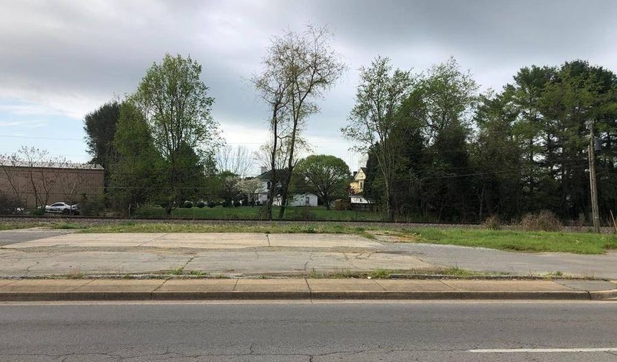 622 W. MAIN St, Abingdon, VA 24210 - 0 Beds, 0 Bath