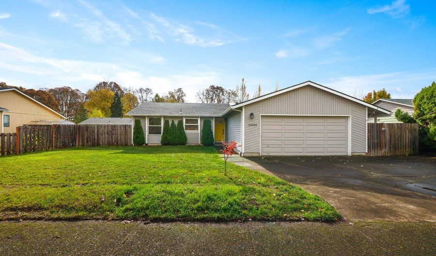 20490 SW FRANCES St, Beaverton, OR 97003 - 4 Beds, 2 Bath