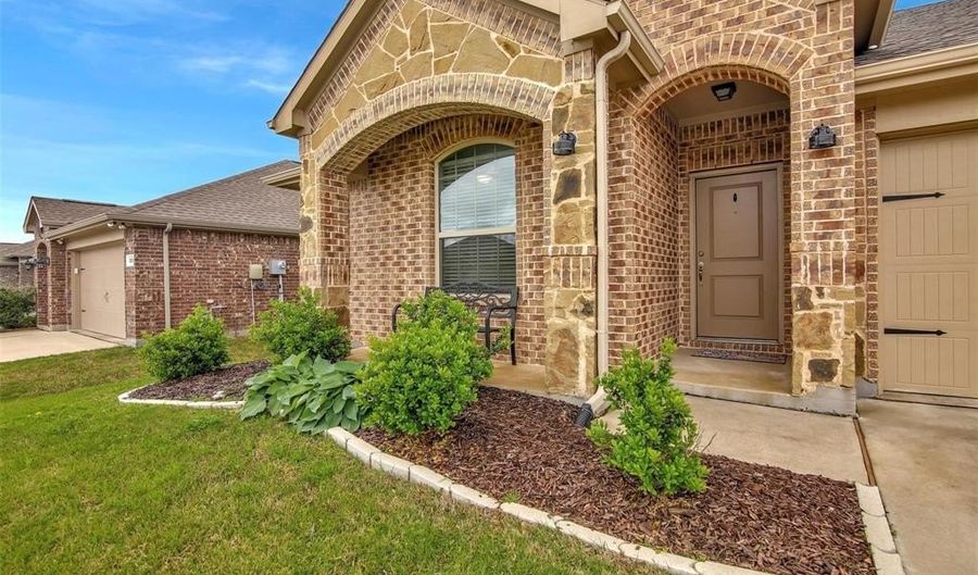 1317 Crescent View Dr, Anna, TX 75409 - 4 Beds, 2 Bath