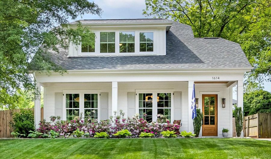 1614 Brook Rd, Charlotte, NC 28205 - 5 Beds, 3 Bath