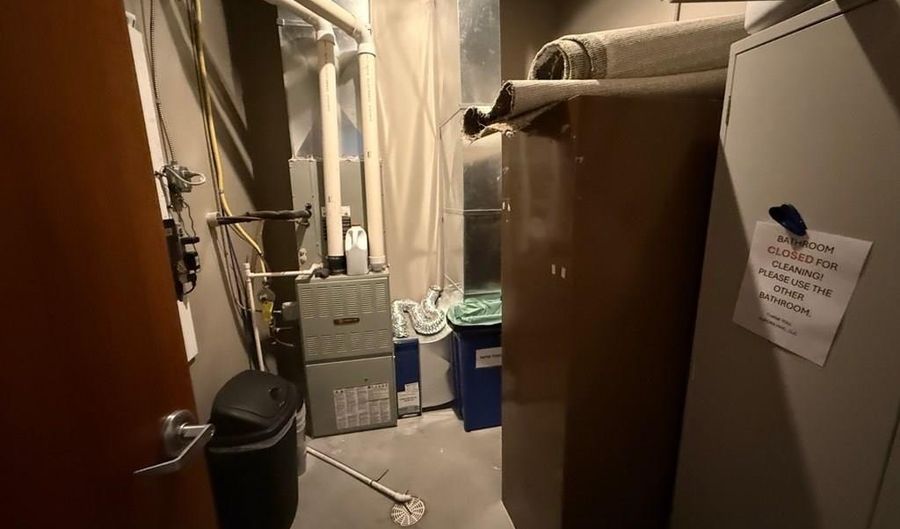 1619 1621 9th St, Aurora, NE 68818 - 0 Beds, 0 Bath