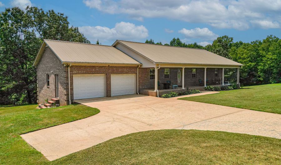 361 Sewell Bottom Rd, Adamsville, TN 38310 - 5 Beds, 3 Bath