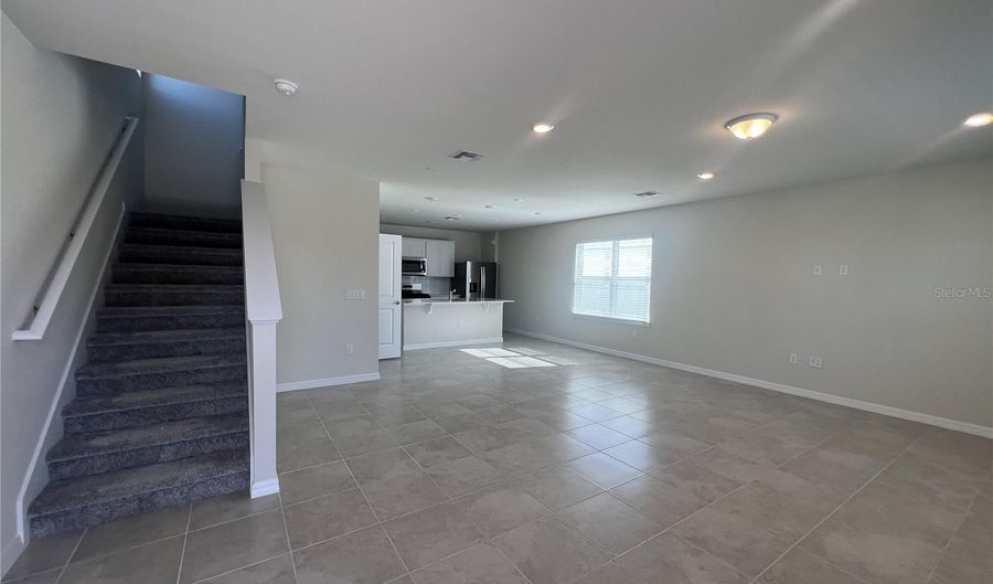 3355 VINE LEAF St, Apopka, FL 32712 - 3 Beds, 3 Bath