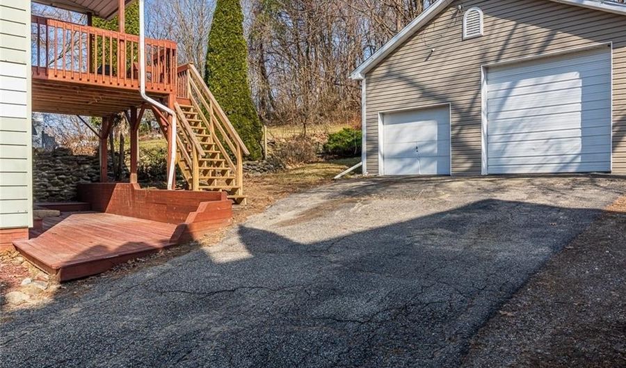 26 Columbia St, Ansonia, CT 06401 - 4 Beds, 2 Bath
