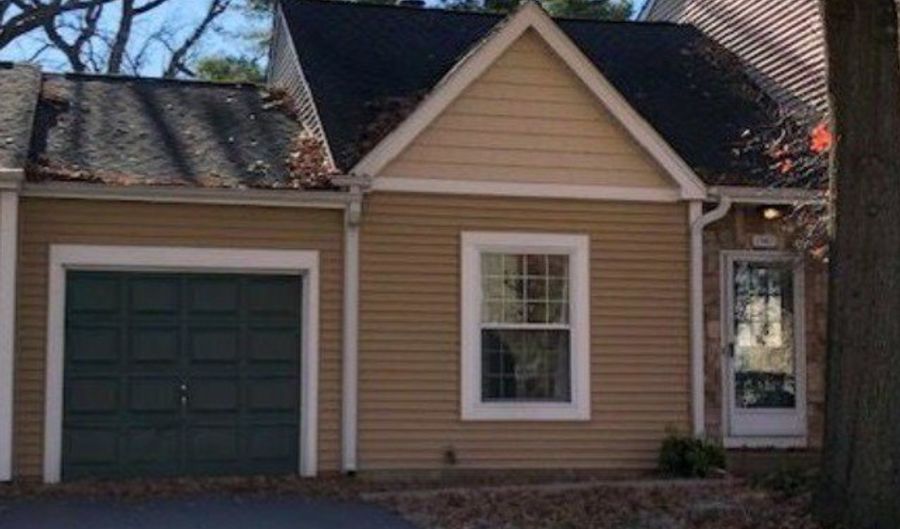 1943 Ozark Pkwy 1943, Algonquin, IL 60102 - 1 Beds, 2 Bath