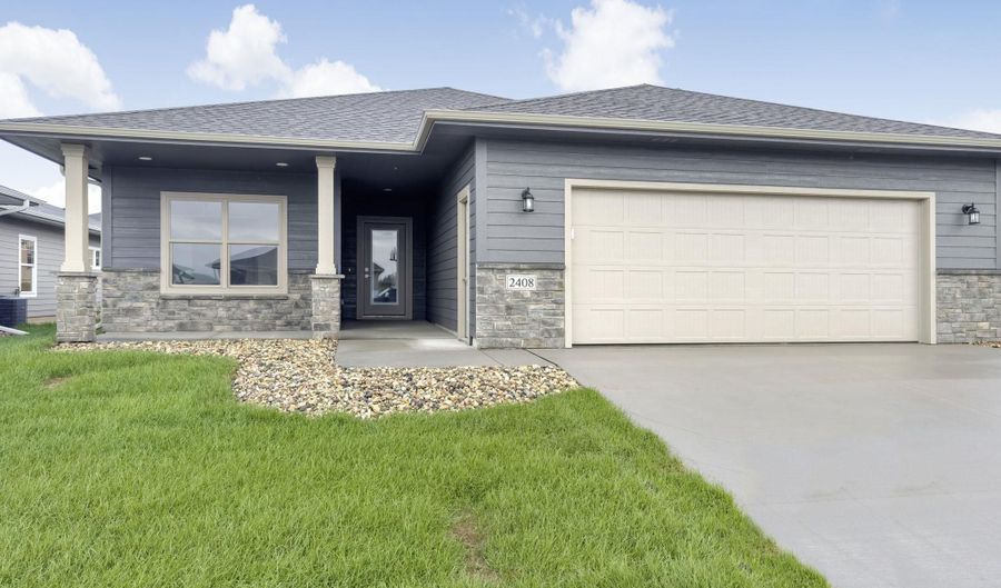 2408 E Brek St, Brandon, SD 57005 - 2 Beds, 2 Bath