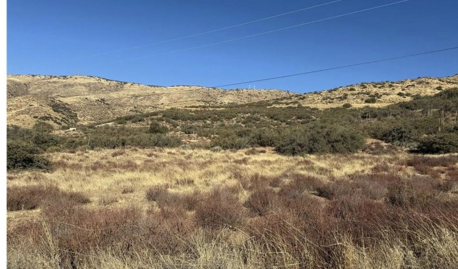 Vic Lampasas Rd Garlock, Acton, CA 93510 - 0 Beds, 0 Bath