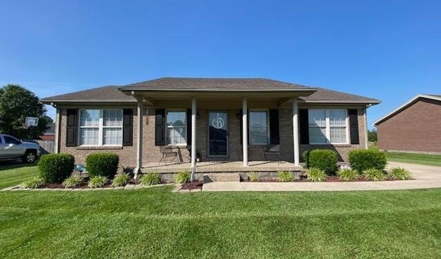 118 Ballard Springs Ct, Bardstown, KY 40004 - 3 Beds, 2 Bath