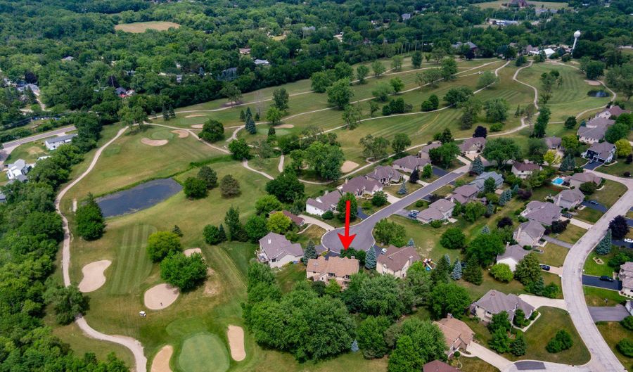 25047 W Palmer Ct, Antioch, IL 60002 - 5 Beds, 4 Bath
