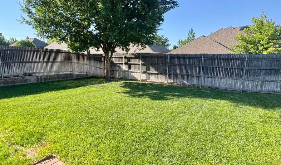 7407 Ledgestone Dr, Amarillo, TX 79119 - 3 Beds, 1 Bath